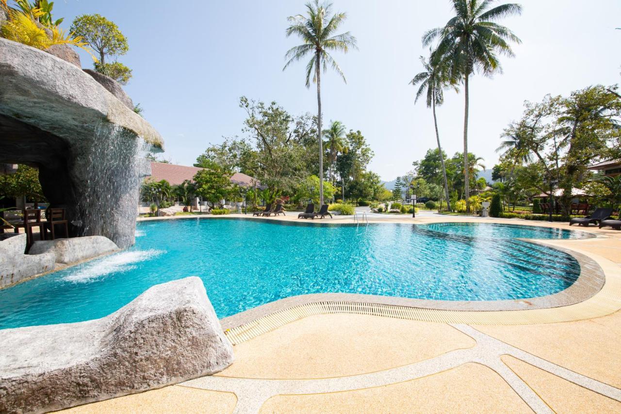 Rnana Grand Hotel Phang Nga Ngoại thất bức ảnh