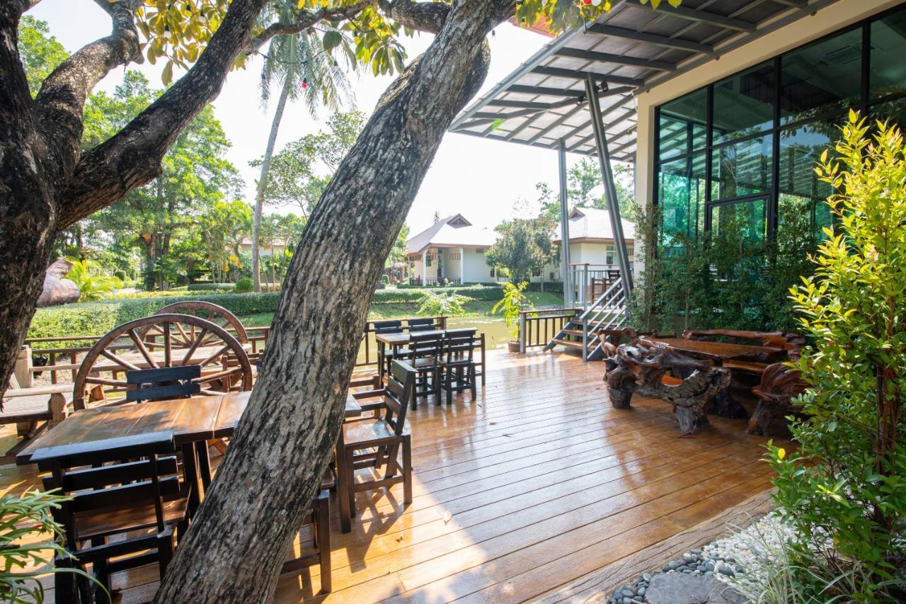 Rnana Grand Hotel Phang Nga Ngoại thất bức ảnh