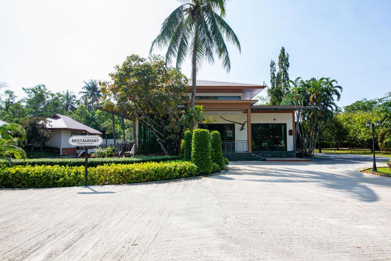 Rnana Grand Hotel Phang Nga Ngoại thất bức ảnh