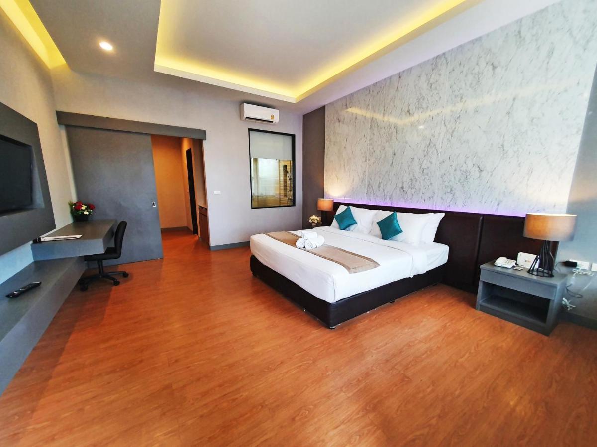 Rnana Grand Hotel Phang Nga Ngoại thất bức ảnh
