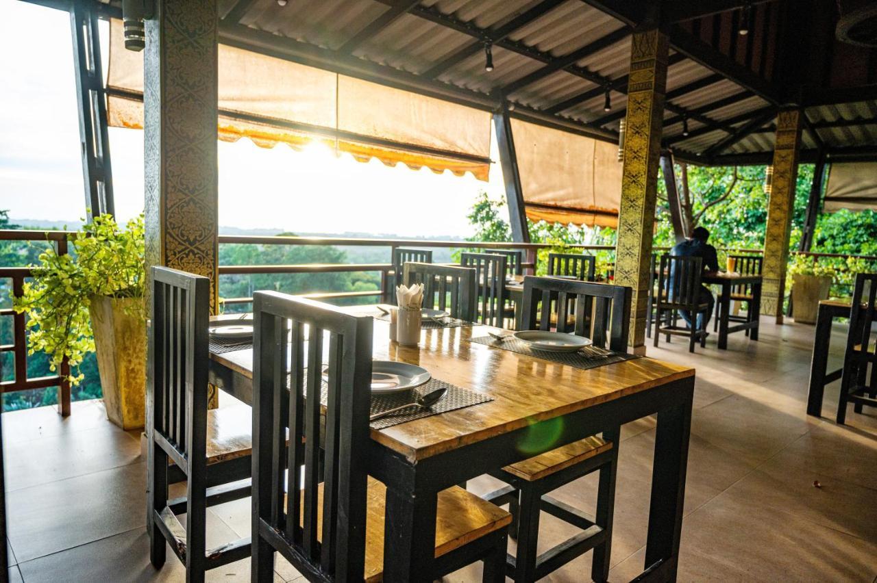 Rnana Grand Hotel Phang Nga Ngoại thất bức ảnh